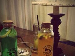 iphone_upload_pic-雕刻时光咖啡馆(交大店)