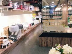 -宠物世家(仲盛世界商城店)