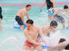 -欢乐水魔方水世界