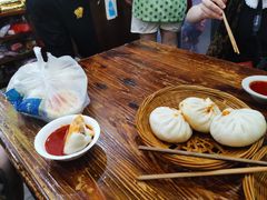 孜然肉包子-清真石家包子(大皮院总店)