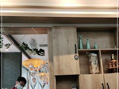 门面-毛辣果·贵州红酸汤牛肉火锅(西单店)