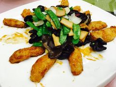 -东馆和天下特色餐饮(工农店)