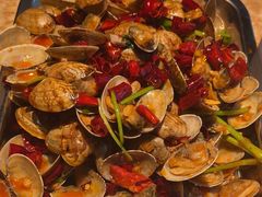 -喝丢一只鞋海鲜烧烤·海肠捞饭(东关街店)