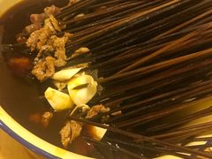 -拈签一笑黄牛肉辣卤串串
