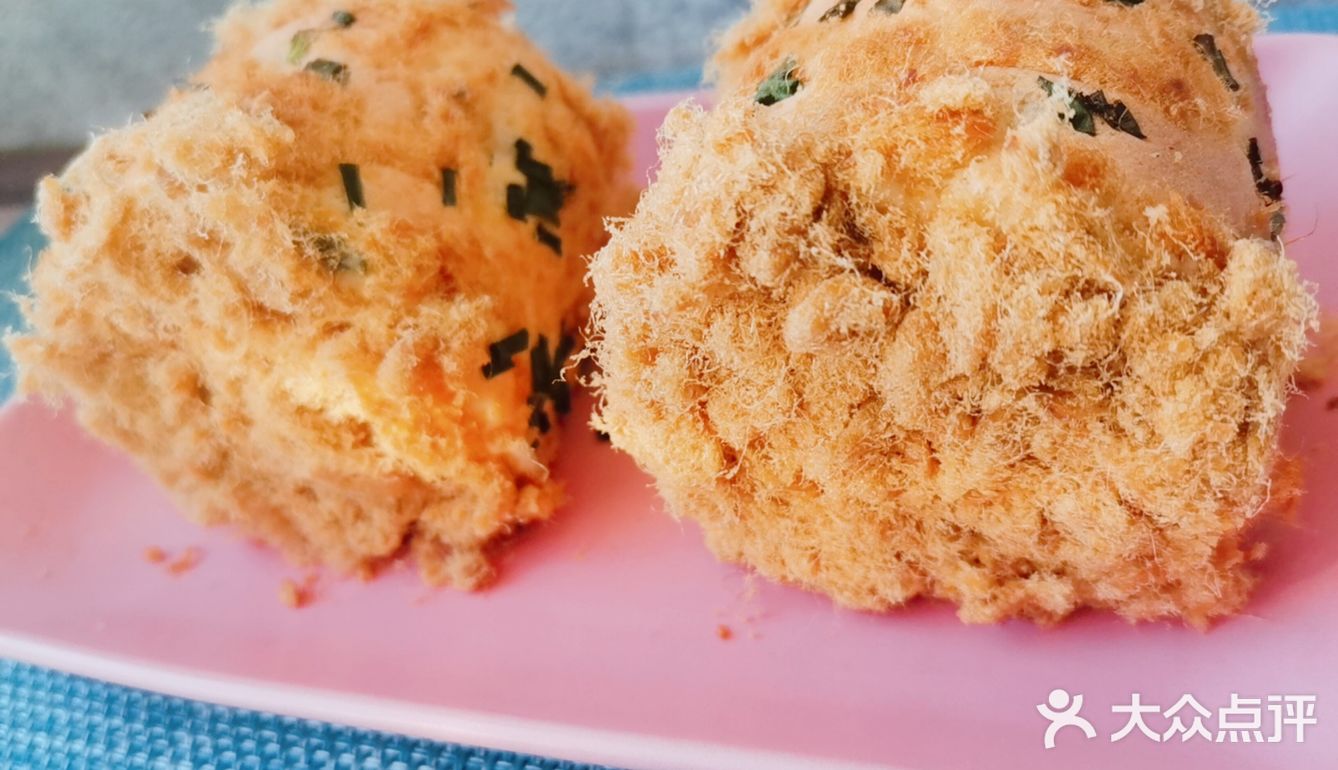 香葱肉松蛋糕卷