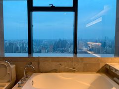 -上海龙之梦万丽酒店