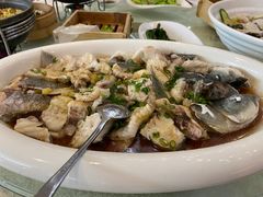 -东豪园林海鲜酒家(南港路辅路店)