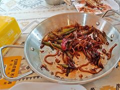 -满格嗦新疆椒麻鸡火锅.炒米粉(川大江安校区店)
