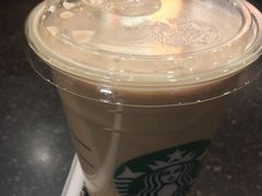 -星巴克(上海虹桥新天地二店)