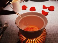 和牛肉清汤-弦月窗LUNETTE BY AMANDA(复兴路店)