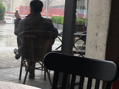 -星巴克臻选(郑州中原万达店)