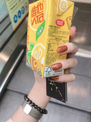 -纤指百魅美甲美睫