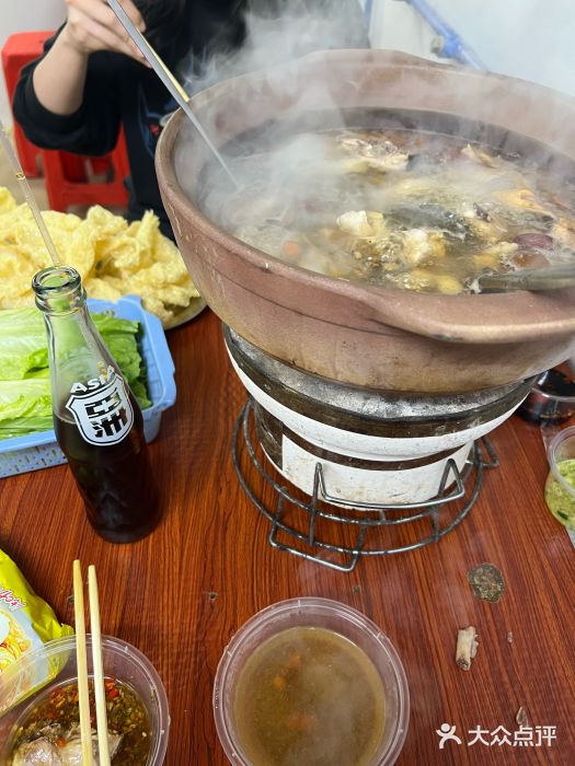 威邵鸡煲(西华路总店)图片