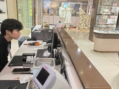 -宝岛眼镜(群光广场店)