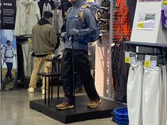 -迪卡侬(大英山店)