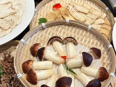 -皇城老妈·大连海鲜火锅(港湾店)