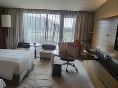-上海滴水湖皇冠假日酒店