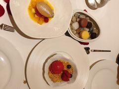 树莓马卡龙-福楼法餐厅FLO