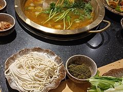 -顶顶汤火牛排火锅·经典铜锅涮肉