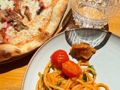 -JINNS锦时 steak&pizza(浸信会礼拜堂旧址店)