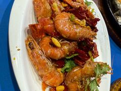 -老东镇啤酒屋海鲜加工·蒸汽海鲜·海鲜烧烤(台东店)