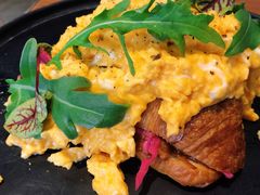 慢烤手撕猪肉可颂-UPPER KITCHEN(延安路店)
