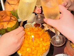 -Sunset Bar(丹绒亚路香格里拉店)