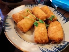 -Cuc Gach Quan Restaurant