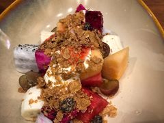 时令水果沙拉配自制果酱酸奶-G+KITCHEN(龙湖狮山天街店)