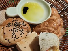 餐前面包拼盘-EATALIA意塔利意式餐厅(鼓楼店)