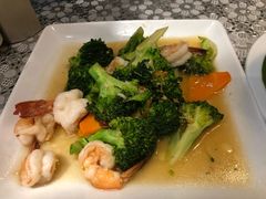 -Red Lobster