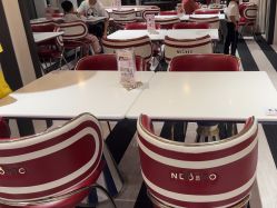 -奈尔宝家庭中心·亲子餐厅(前滩店)