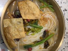-雙冲柳州螺蛳粉&酸嘢&桂林米粉(簋街店)