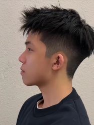 -魅·Hair设计烫染接发店