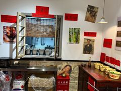 -柳州肥姨妈大骨螺蛳粉(曹路店)