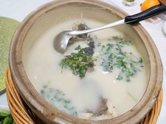 -天目湖刘老四农庄