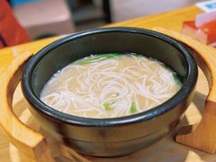 -勺子米线·云南传统小吃市集(四方街店)