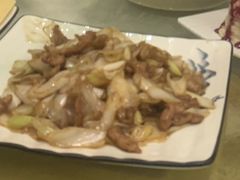 葱爆羊肉-天津雅园饭店(成林道店)