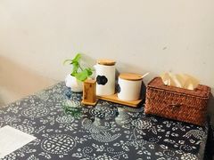 -蜗牛小馆醉乡民谣云南菜(惠新西里店)