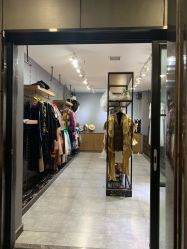 -onlygirl摄影美学馆高端定制(江滩店)