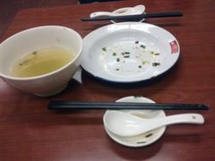 201109232647-小杨生煎(黄河路店)