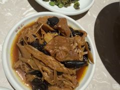-松鹤面馆·古法焖肉面(观前店)
