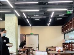 大堂-龍炎馬仔烧味(首位中心店)