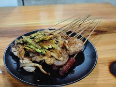-乔岩保应烧烤店