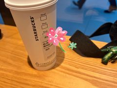 馥芮白-星巴克(青岛火车北站候车大厅店)