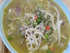 -酸小七(国华广场店)