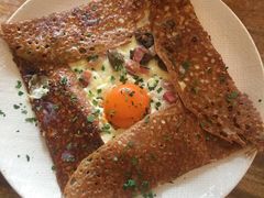 鸡蛋蘑菇熏肉荞麦可丽饼-RAC BAR(安福路店)