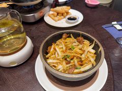 -丽华园·武汉地标楚菜餐厅(青山江滩店)