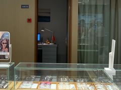 -茂昌眼镜(南京东路店)