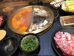 -沸炉重庆老火锅(军事博物馆店)